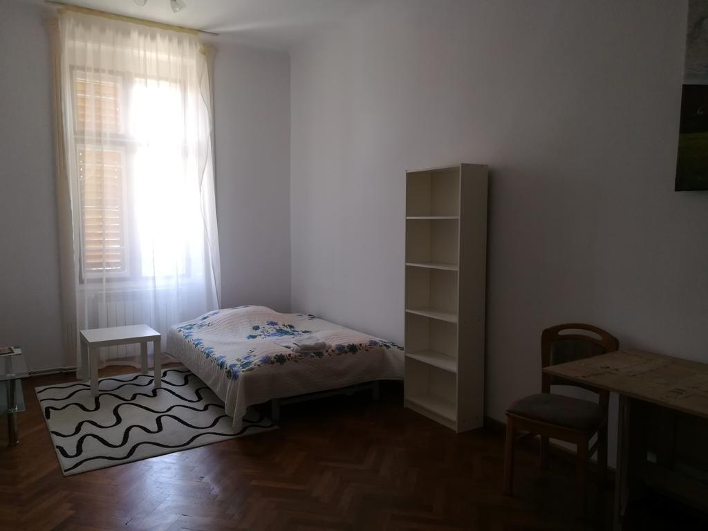 Ferdinand Apartments Mediaş Exterior foto